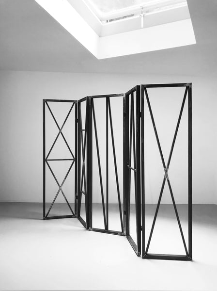 John Cornu, LA GUEULE OUVERTE, 2021  Steel 180 x 250 x 4,5 cm. Unique piece